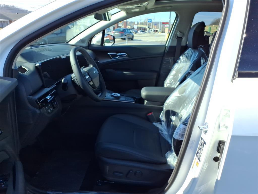 new 2026 Kia K5 car, priced at $32,090