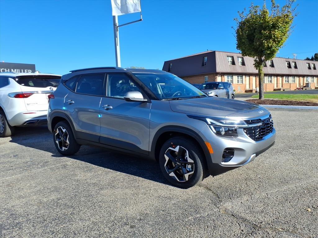 new 2026 Kia Sportage car, priced at $35,178