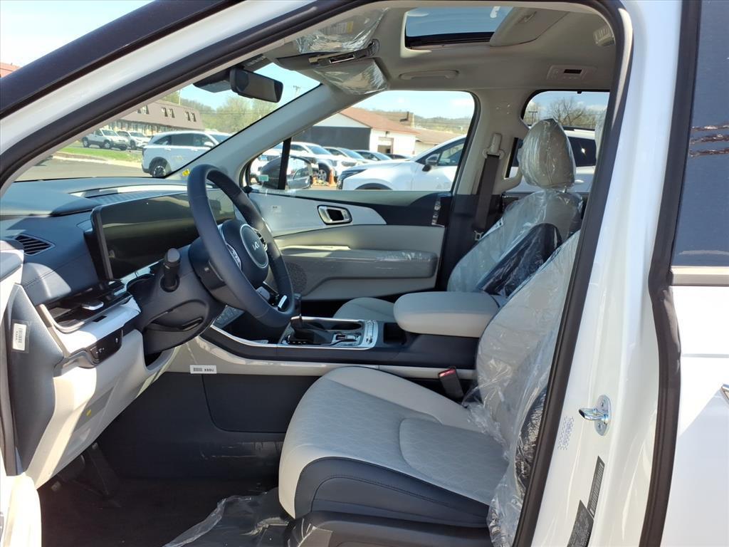 new 2026 Kia Carnival car, priced at $48,195