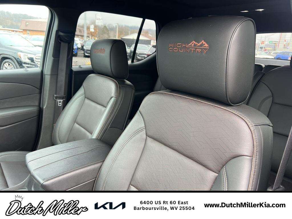 used 2023 Chevrolet Traverse car, priced at $35,447