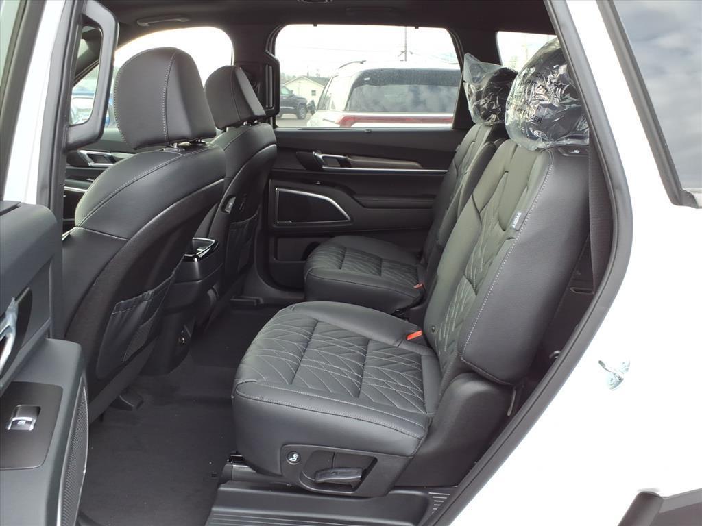 new 2025 Kia Telluride car, priced at $47,101