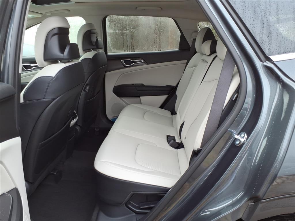 new 2026 Kia Sportage Hybrid car, priced at $35,687