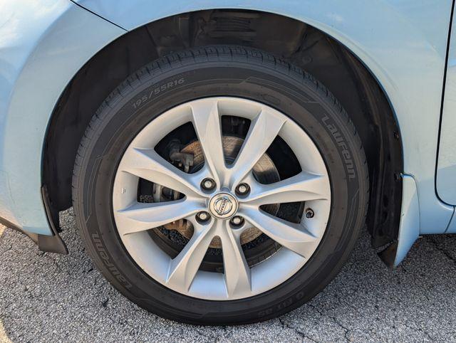 used 2014 Nissan Versa Note car, priced at $4,984