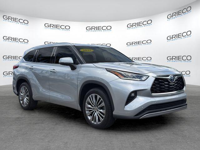 used 2022 Toyota Highlander Hybrid car, priced at $44,439