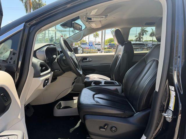 used 2023 Chrysler Pacifica car, priced at $21,832