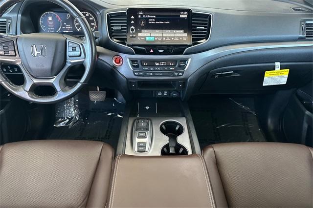 used 2025 Honda Ridgeline car, priced at $35,895