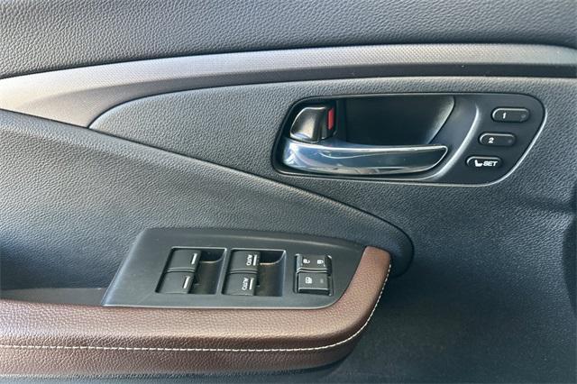 used 2025 Honda Ridgeline car, priced at $35,895