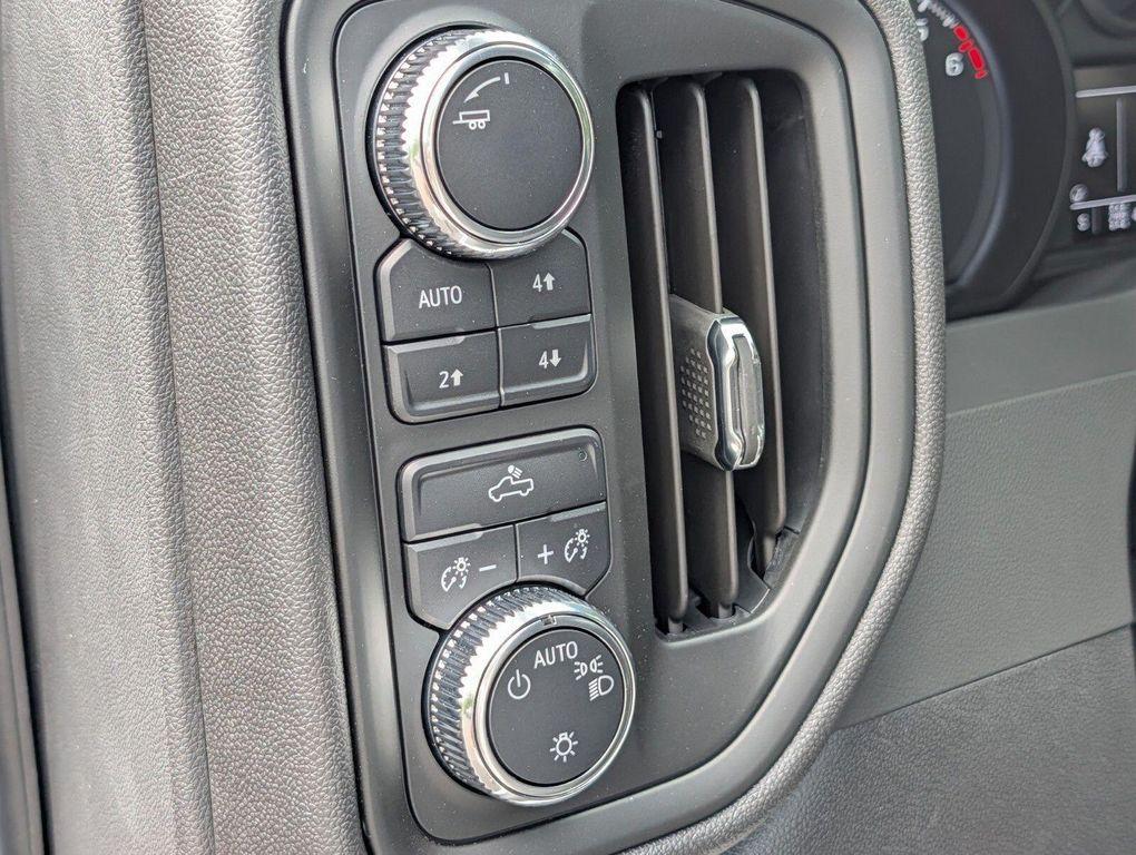 used 2025 GMC Sierra 1500 car, priced at $39,210