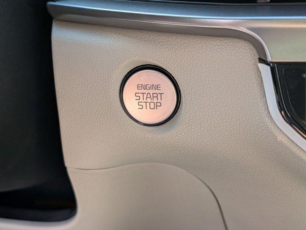 new 2026 Kia Sorento car, priced at $33,982