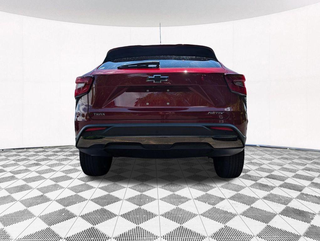 used 2024 Chevrolet Trax car, priced at $22,103