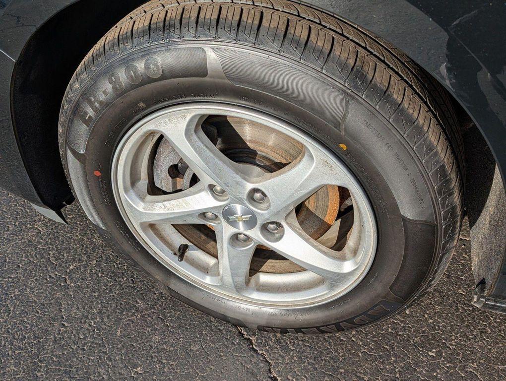 used 2017 Chevrolet Malibu car, priced at $13,235