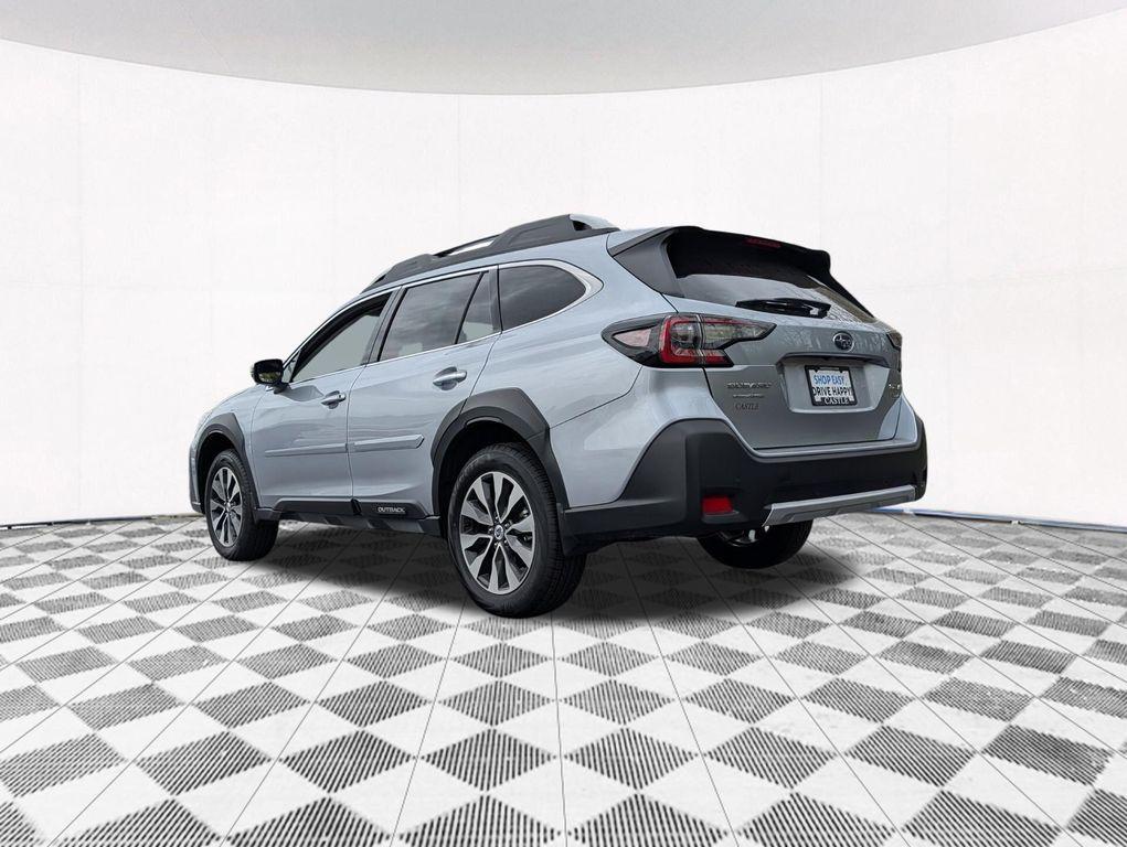 used 2025 Subaru Outback car, priced at $39,372