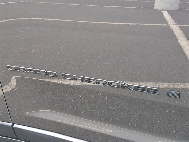 used 2024 Jeep Grand Cherokee car, priced at $35,888