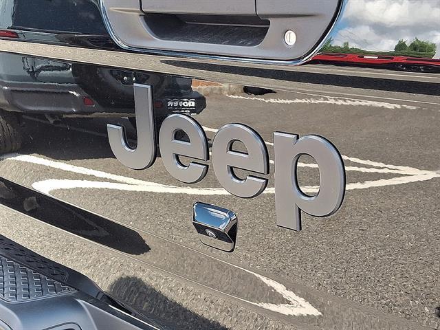 used 2026 Jeep Gladiator car, priced at $44,899