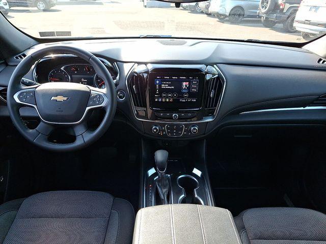 used 2023 Chevrolet Traverse car