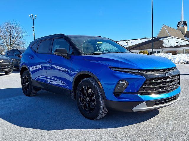 new 2025 Chevrolet Blazer car, priced at $43,505