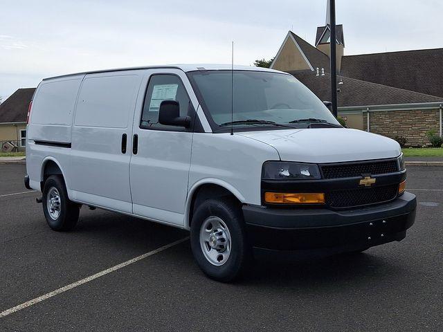 new 2026 Chevrolet Express 2500 car, priced at $45,090