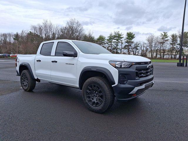 used 2025 Chevrolet Colorado car, priced at $38,998