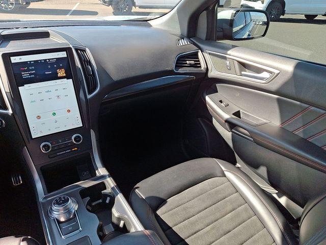 used 2022 Ford Edge car