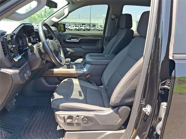 used 2022 Chevrolet Silverado 1500 car, priced at $42,998