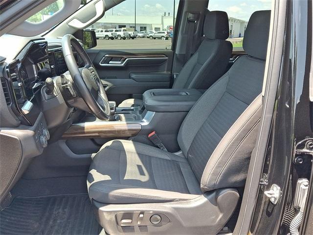 used 2022 Chevrolet Silverado 1500 car, priced at $42,998