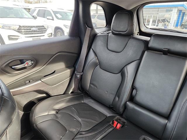 used 2019 Jeep Cherokee car, priced at $18,998