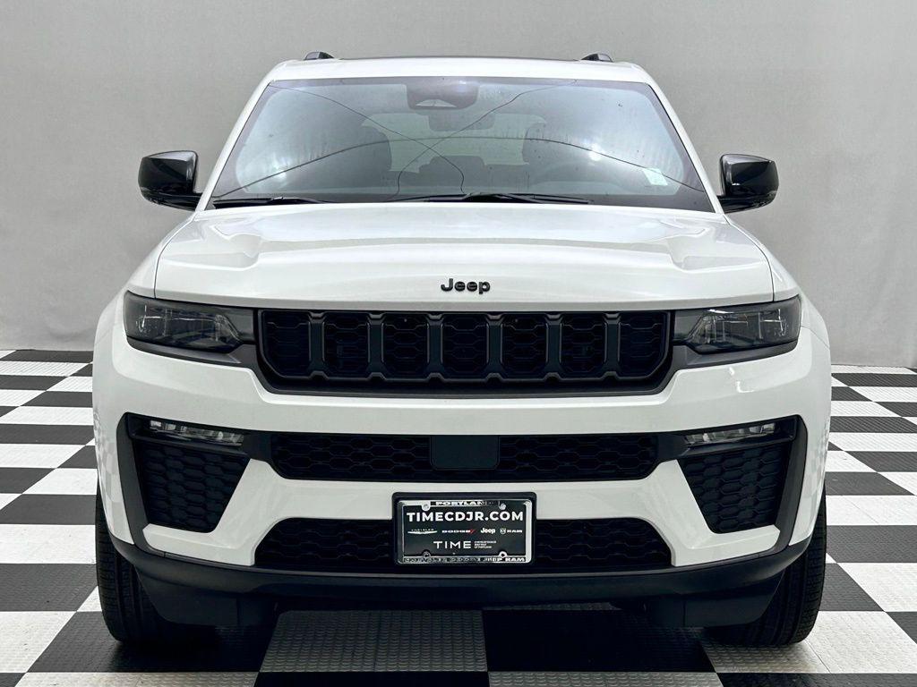 new 2026 Jeep Grand Cherokee car, priced at $45,586