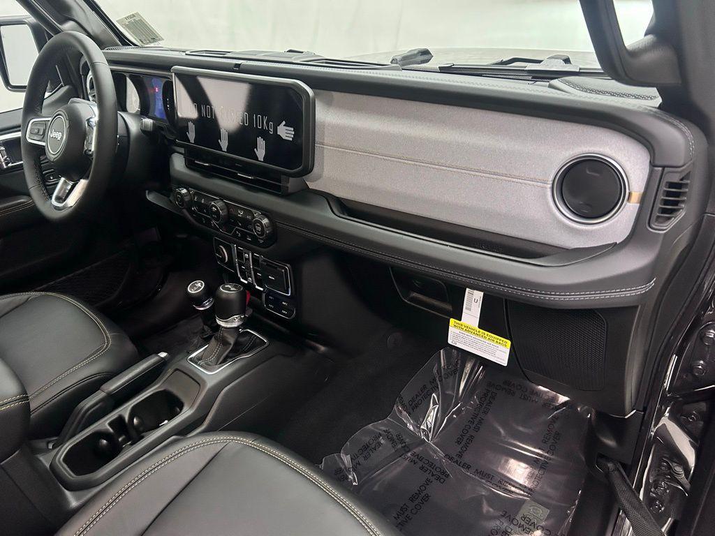 new 2025 Jeep Wrangler car, priced at $50,404