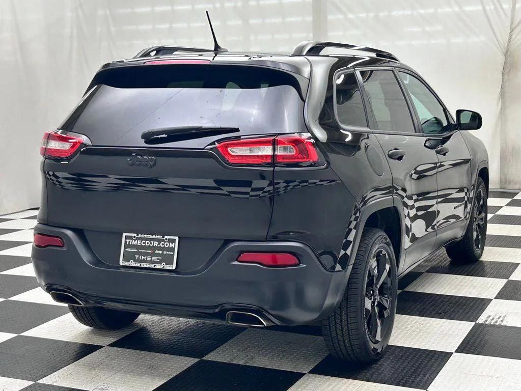used 2017 Jeep Cherokee car, priced at $10,490