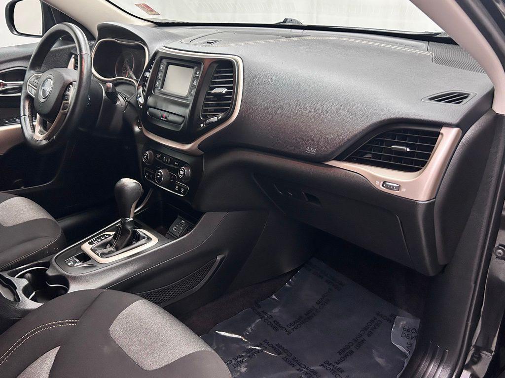 used 2017 Jeep Cherokee car, priced at $10,490