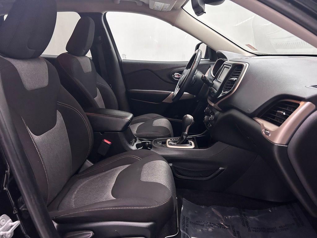 used 2017 Jeep Cherokee car, priced at $10,490