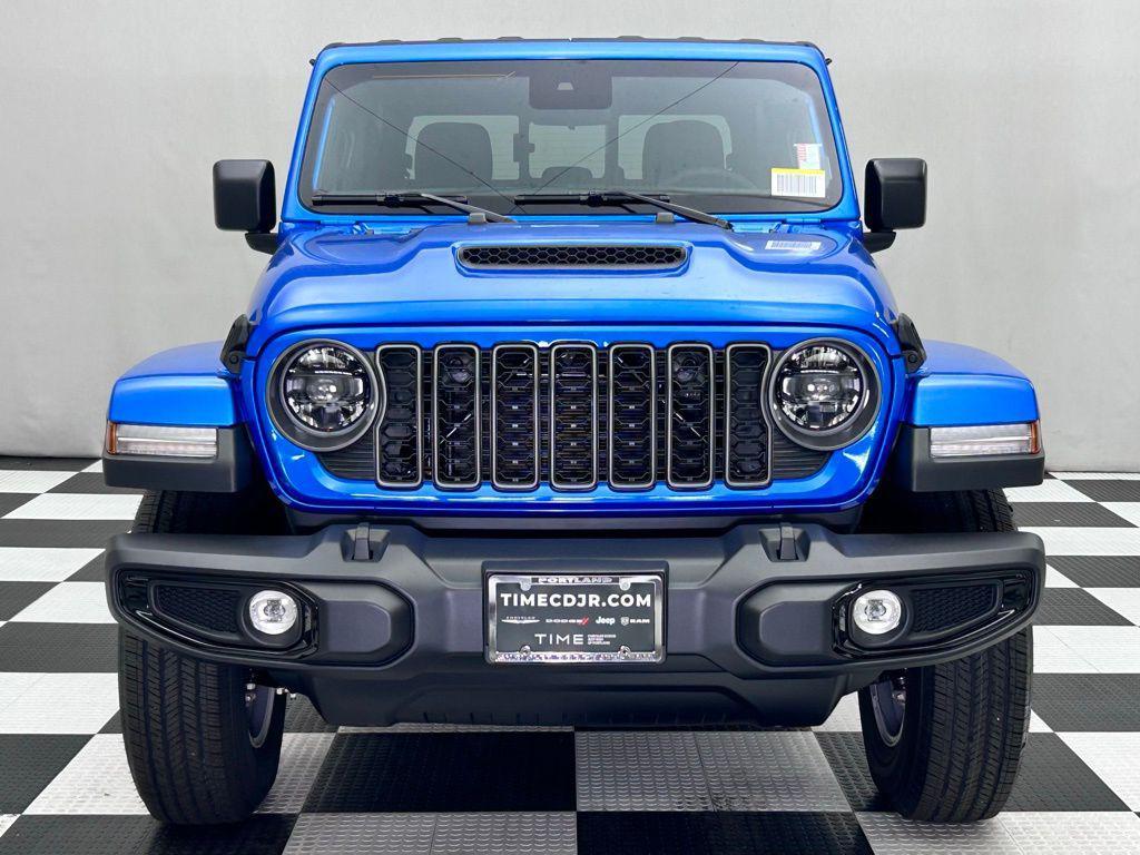 new 2025 Jeep Gladiator car, priced at $38,989
