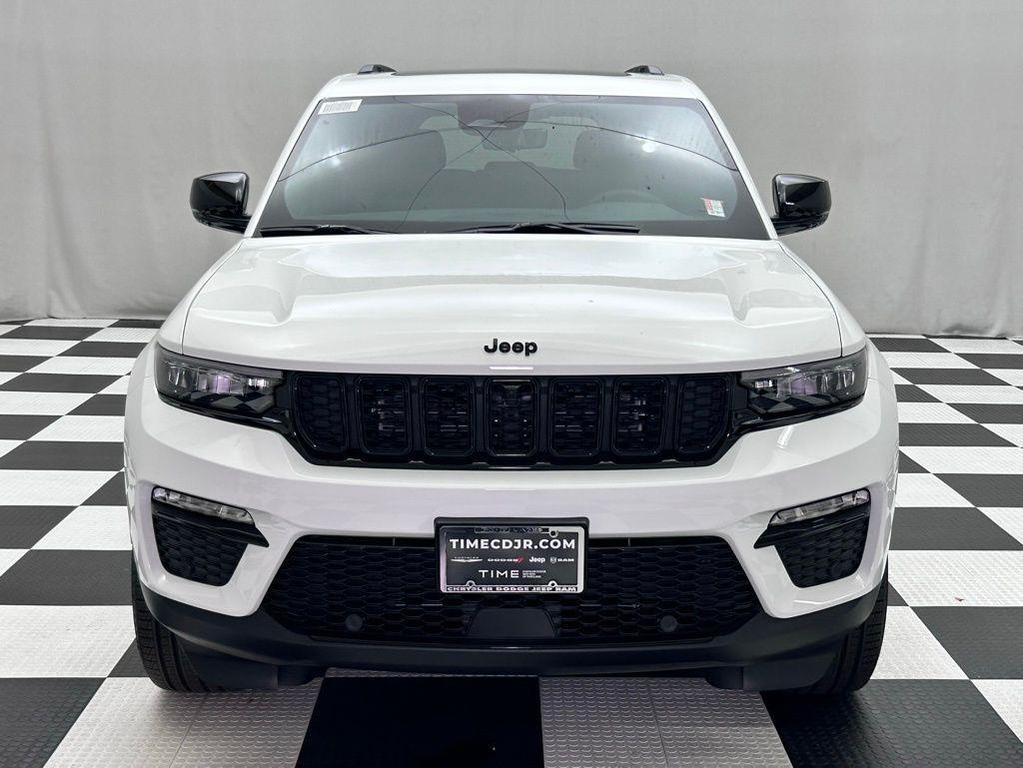 new 2025 Jeep Grand Cherokee car, priced at $45,963