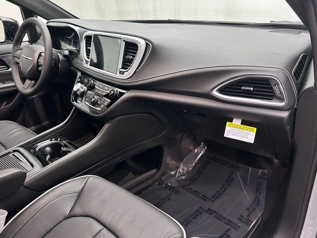 new 2026 Chrysler Pacifica car, priced at $52,480