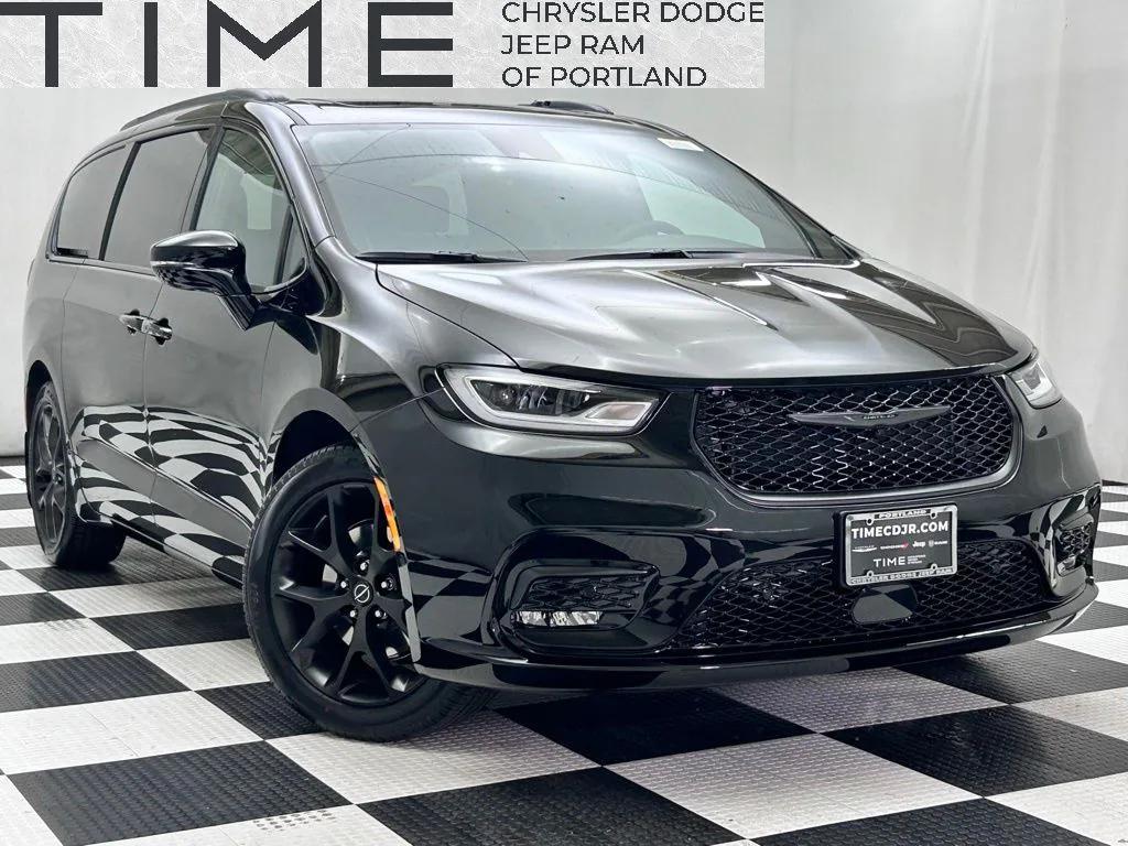 new 2026 Chrysler Pacifica car, priced at $46,858