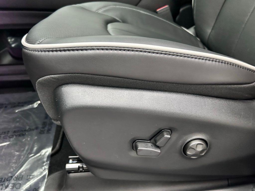 new 2026 Chrysler Pacifica car, priced at $46,858