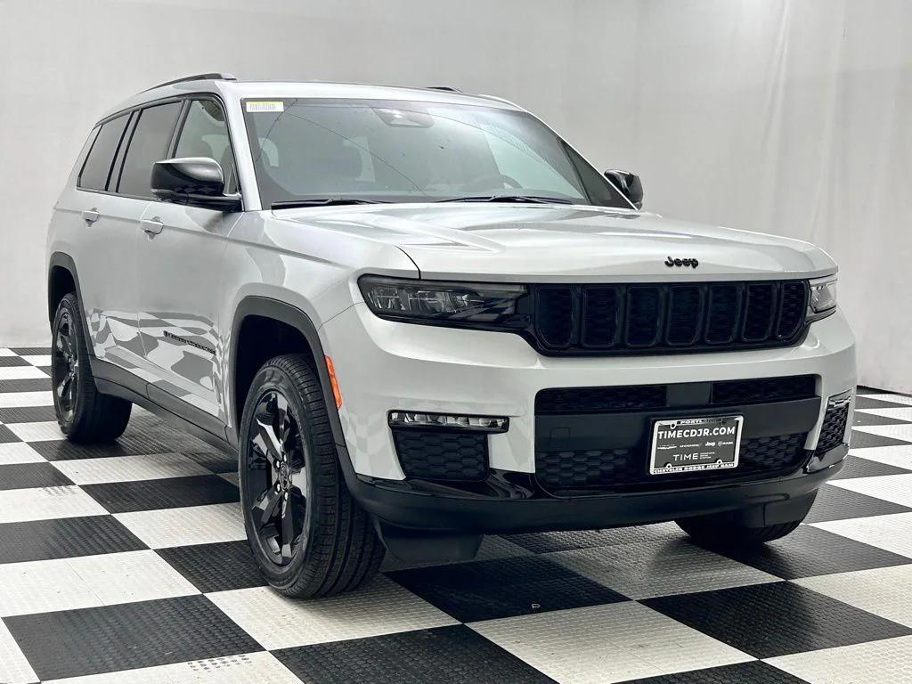 new 2025 Jeep Grand Cherokee L car, priced at $44,428
