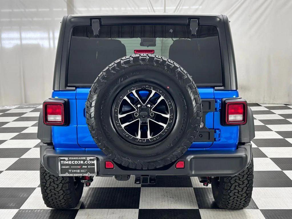 new 2025 Jeep Wrangler car, priced at $44,989