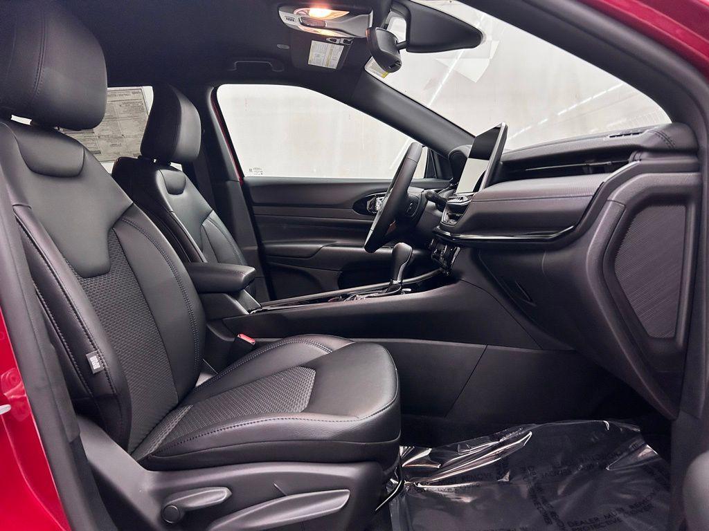 new 2026 Jeep Compass car, priced at $26,033