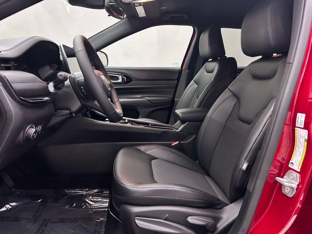 new 2026 Jeep Compass car, priced at $26,033