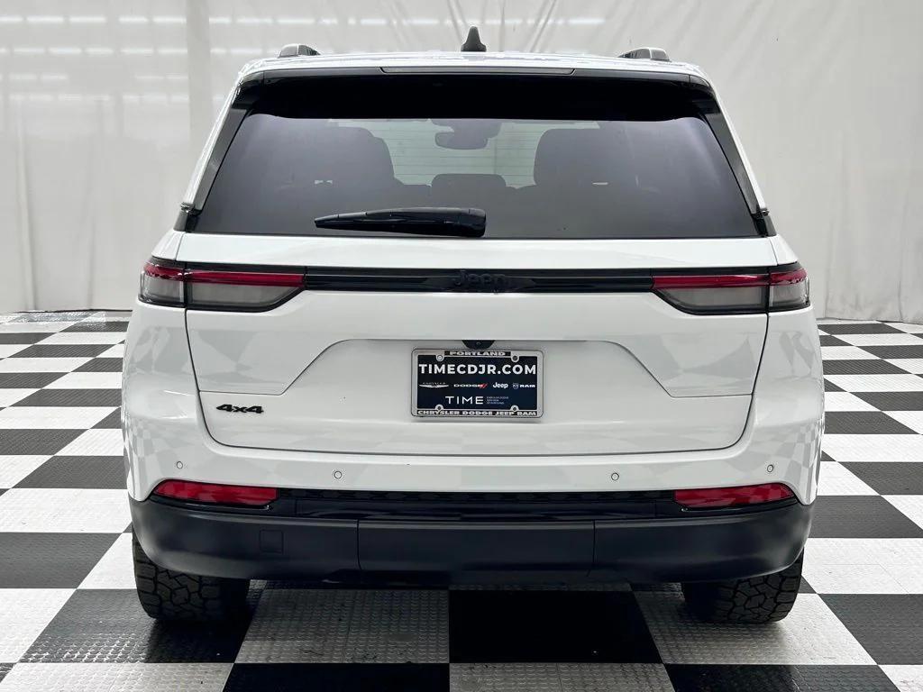 used 2023 Jeep Grand Cherokee car, priced at $26,990