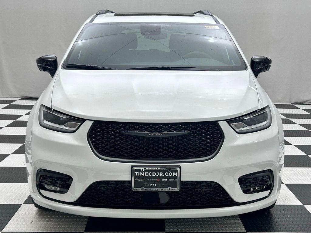 new 2026 Chrysler Pacifica car, priced at $46,858