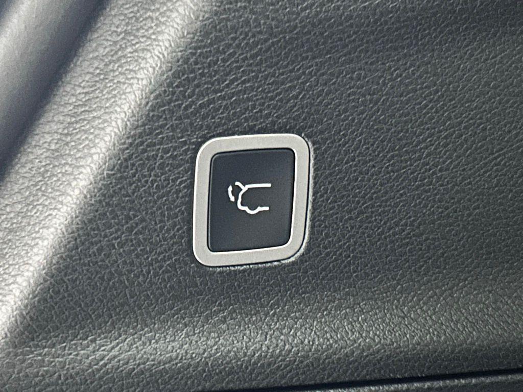 new 2026 Chrysler Pacifica car, priced at $46,858