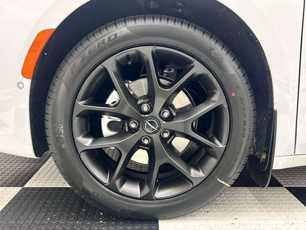 new 2026 Chrysler Pacifica car, priced at $46,858