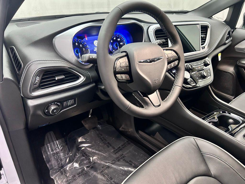 new 2026 Chrysler Pacifica car, priced at $46,858