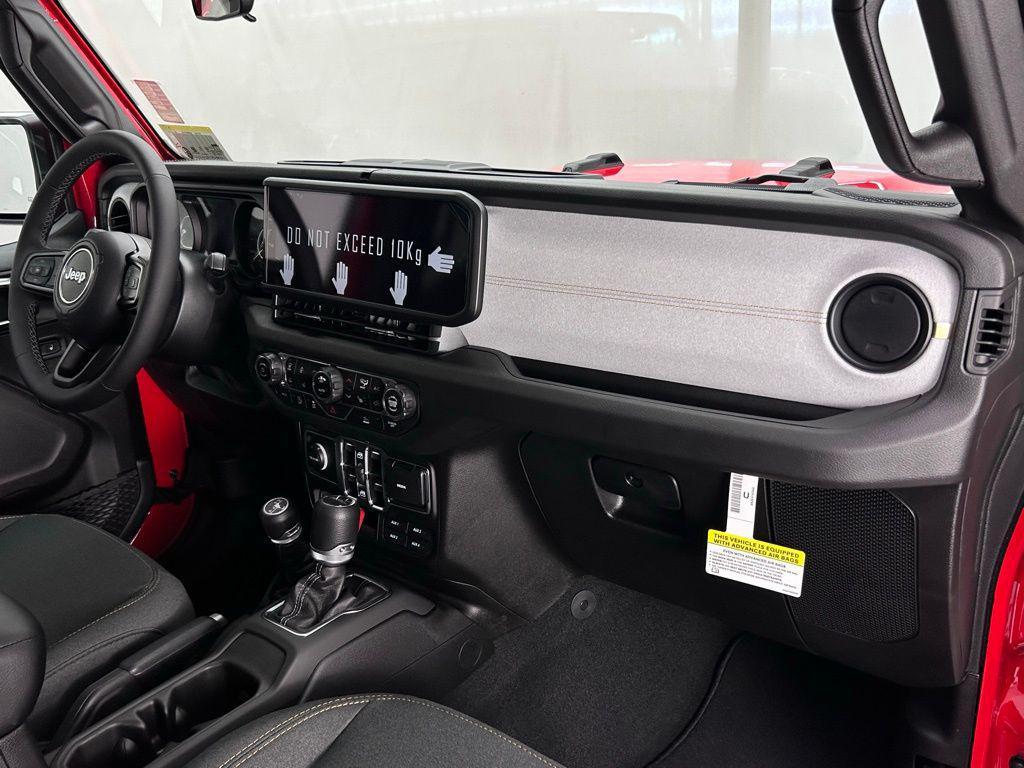 new 2025 Jeep Gladiator car, priced at $39,598