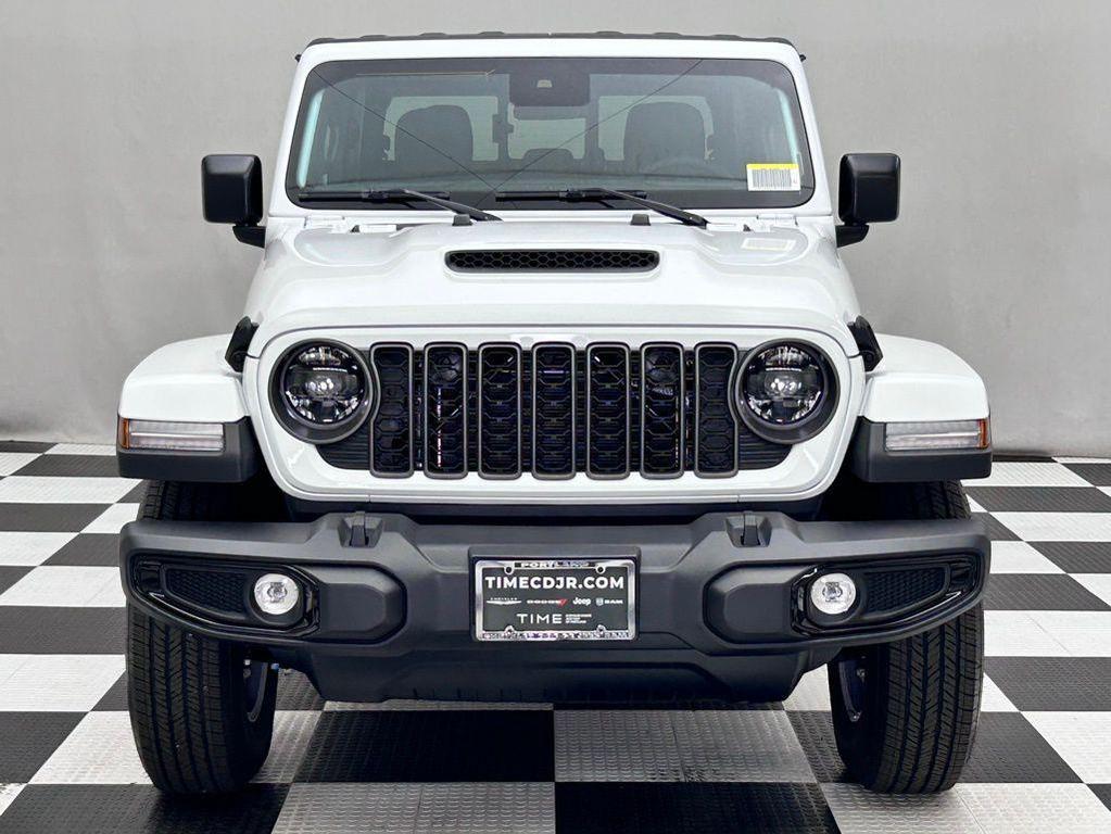 new 2025 Jeep Gladiator car, priced at $46,312