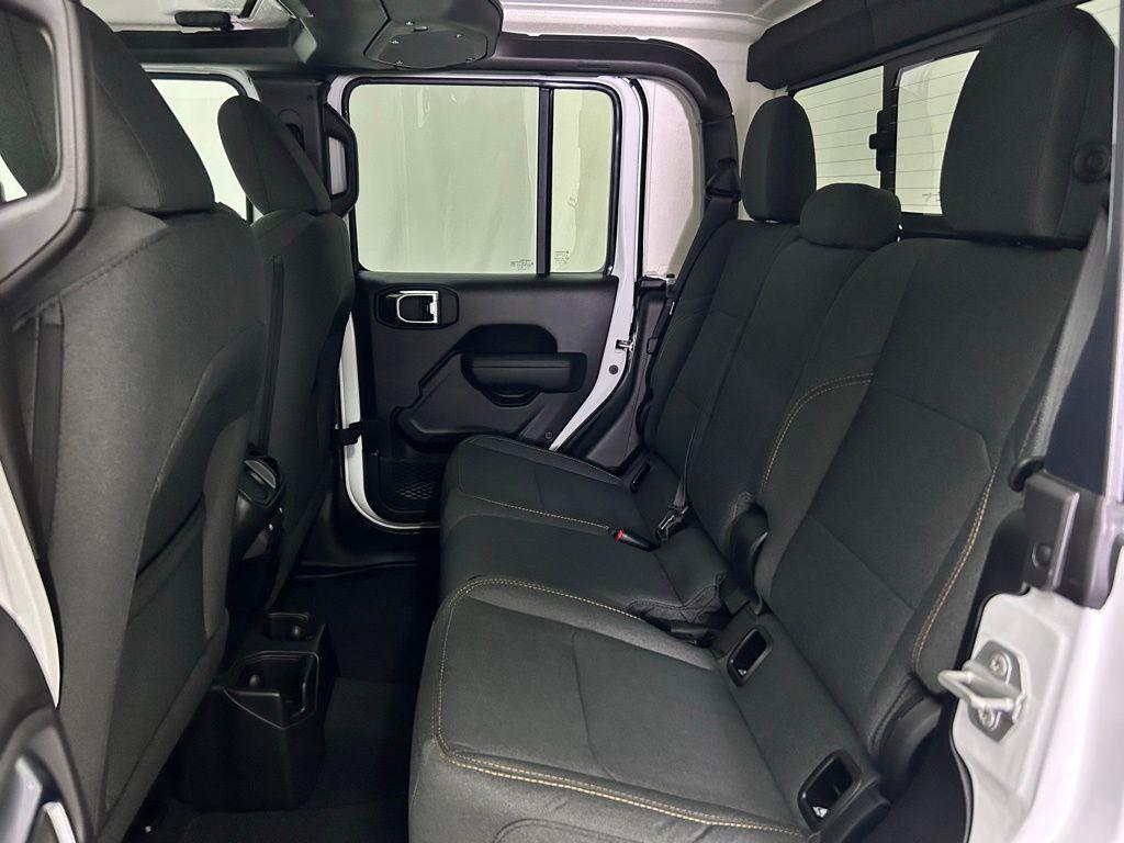 new 2025 Jeep Gladiator car, priced at $46,312