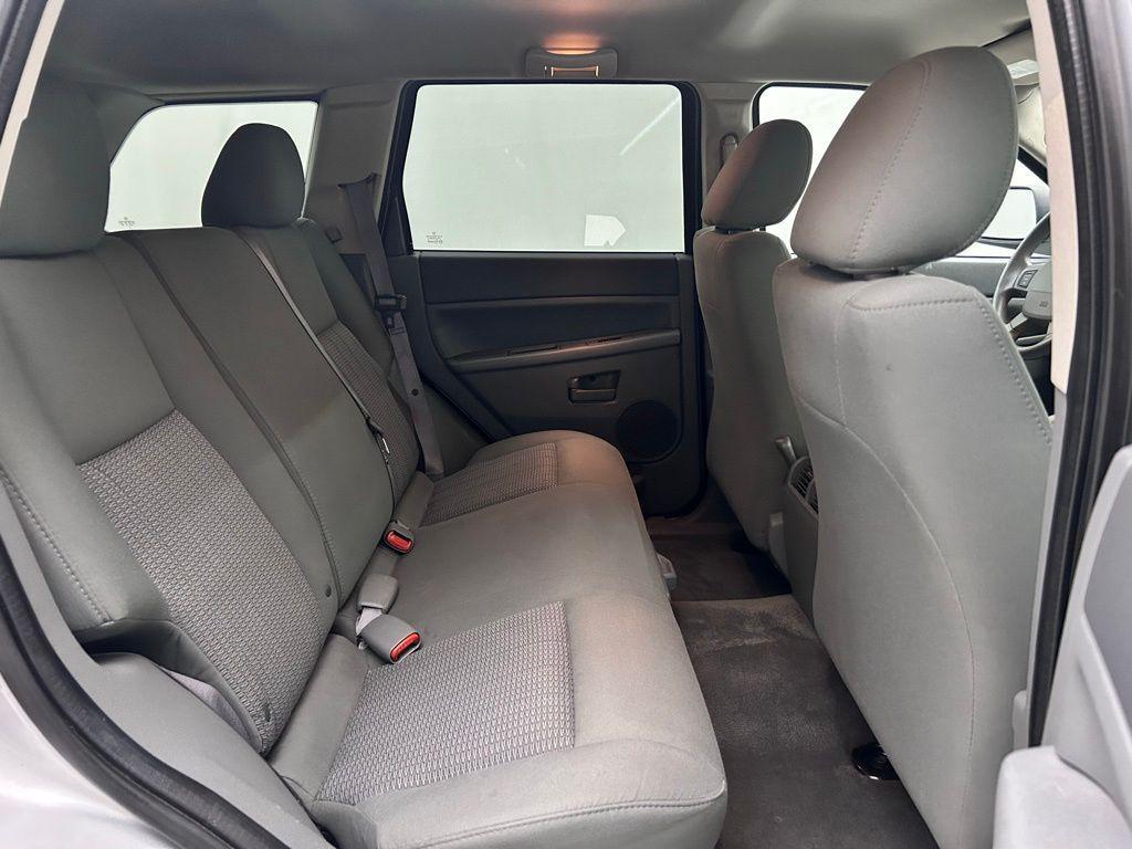 used 2007 Jeep Grand Cherokee car, priced at $9,995