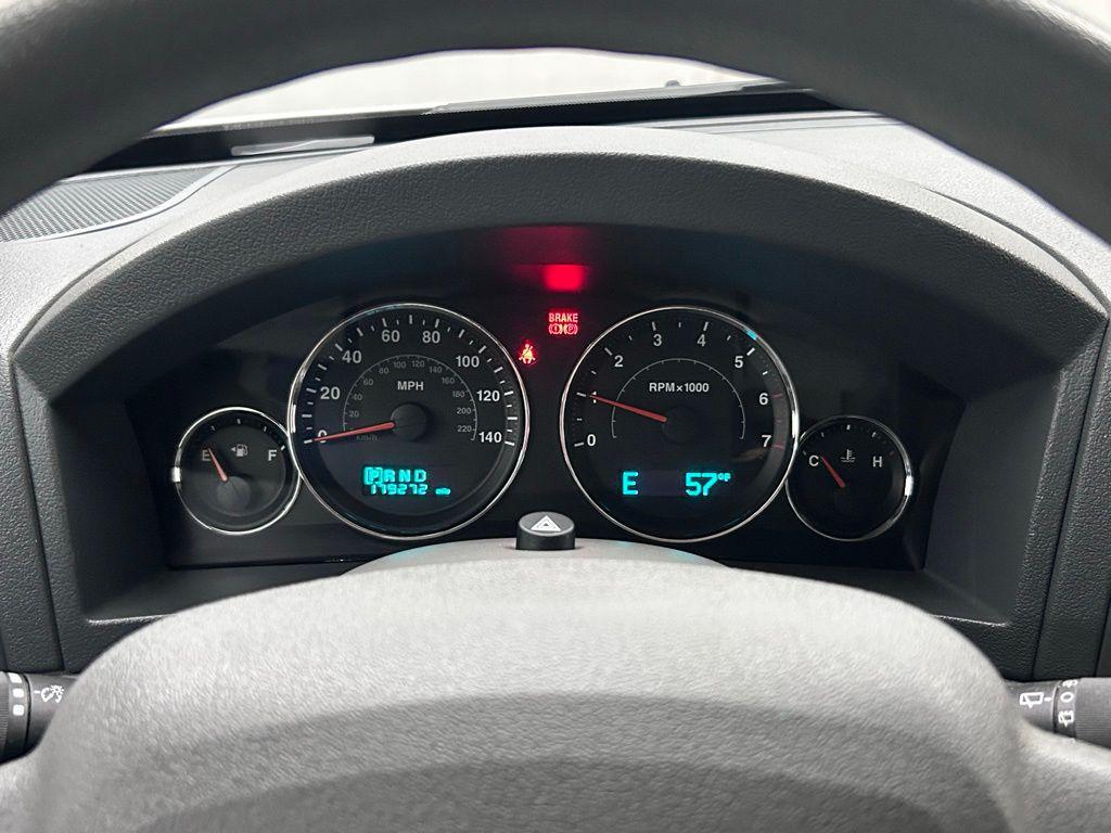used 2007 Jeep Grand Cherokee car, priced at $9,995